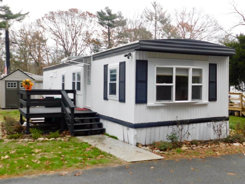 214 Washington St - Photo 1