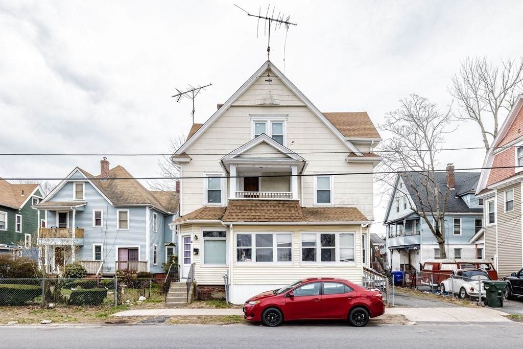 14-1/2 Girard Ave - Photo 1