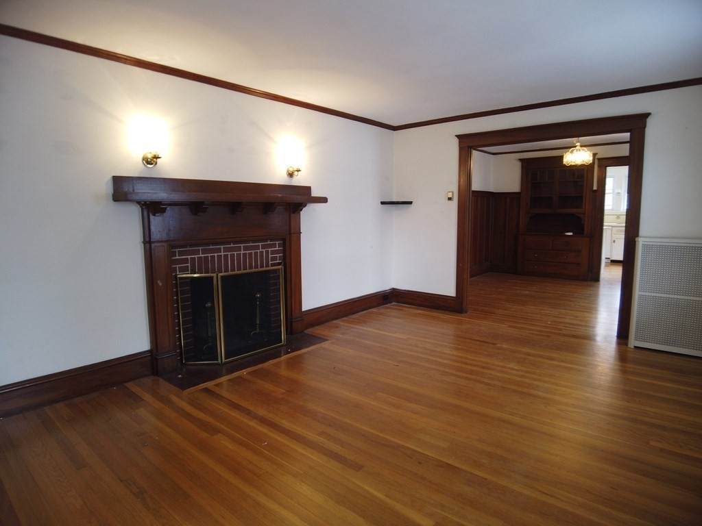 32 Waverley St. - Photo 1