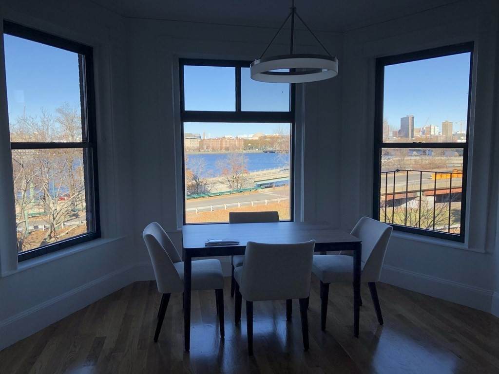 29 Bay State Rd - Photo 1