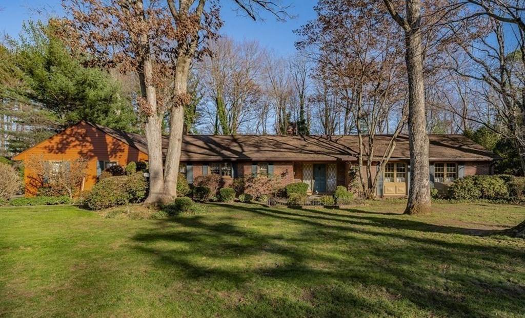 55 Shady Side Dr - Photo 1