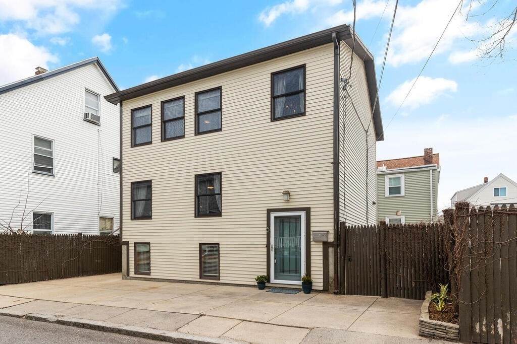 6 Henderson St - Photo 1