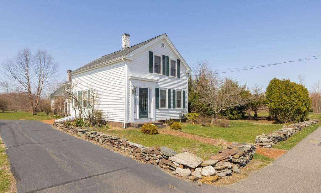 717 Main St - Photo 1