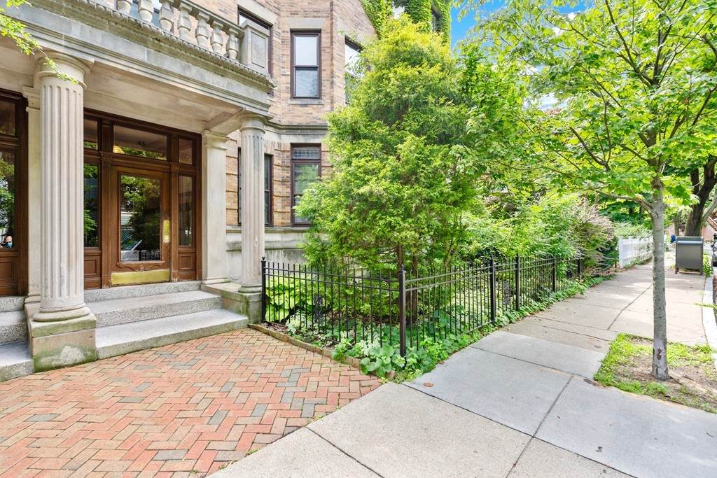 45 Mason Terrace - Photo 1