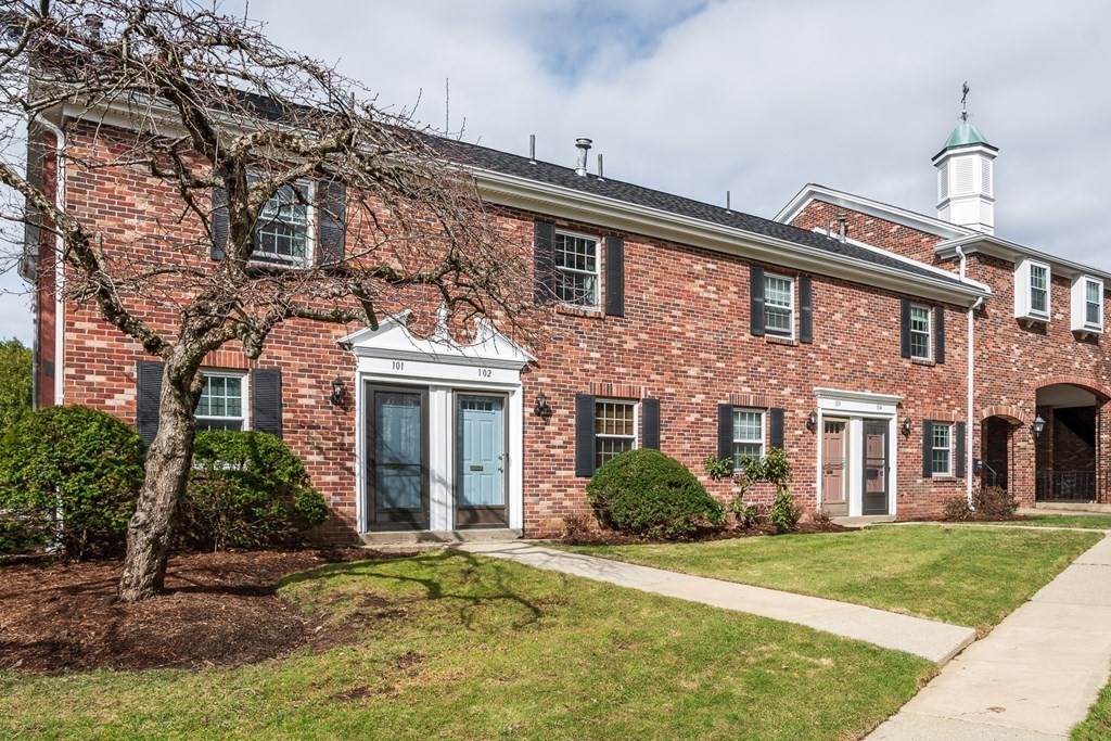 101 Windsor Dr - Photo 1
