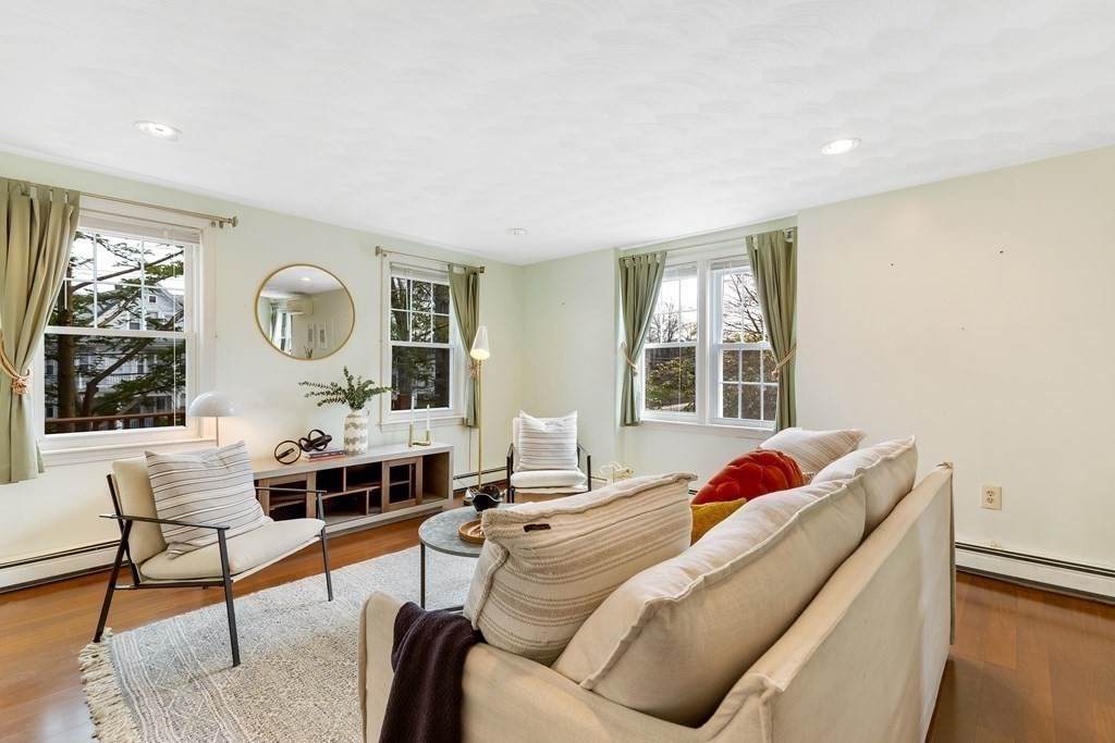 470 Lagrange St - Photo 1