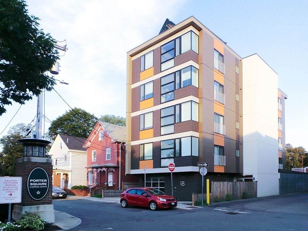 18 White St - Photo 1