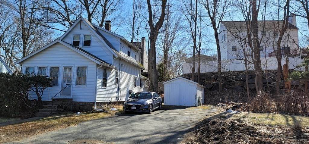6 Cogswell Avenue - Photo 1