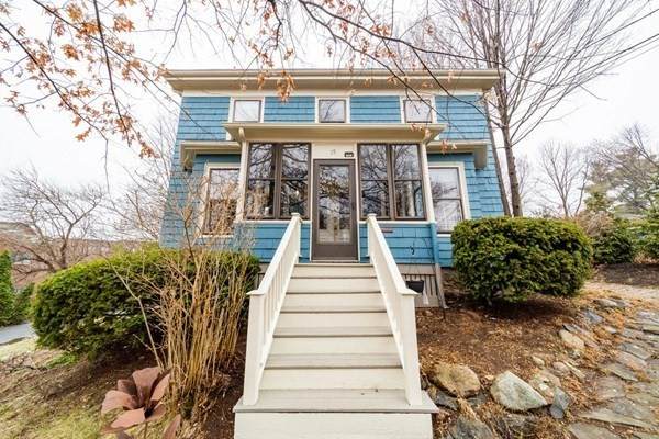 15 Minot Pl - Photo 1
