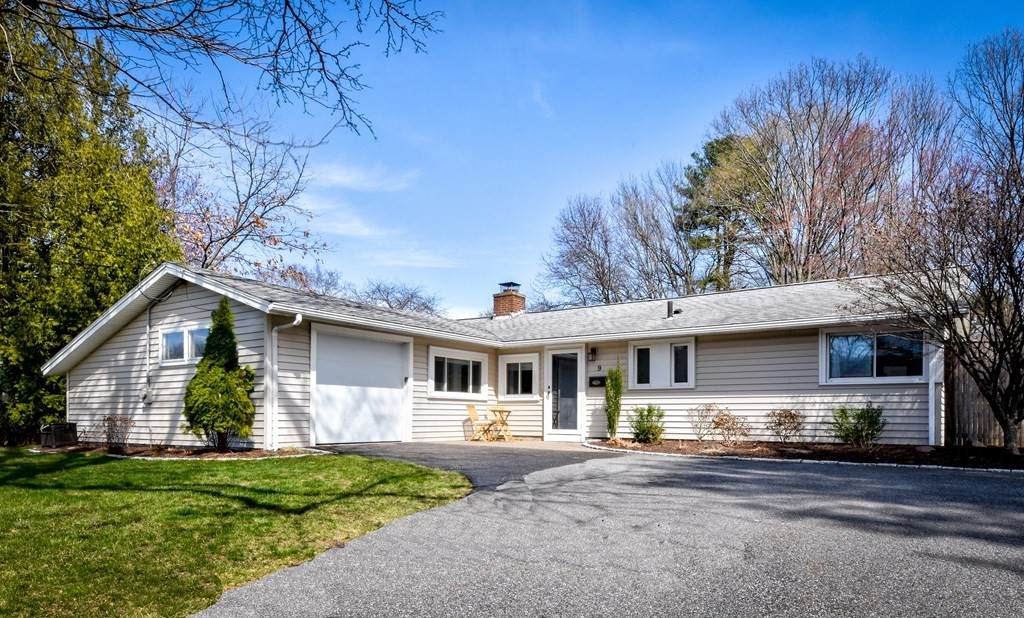 9 Bantry Rd - Photo 1