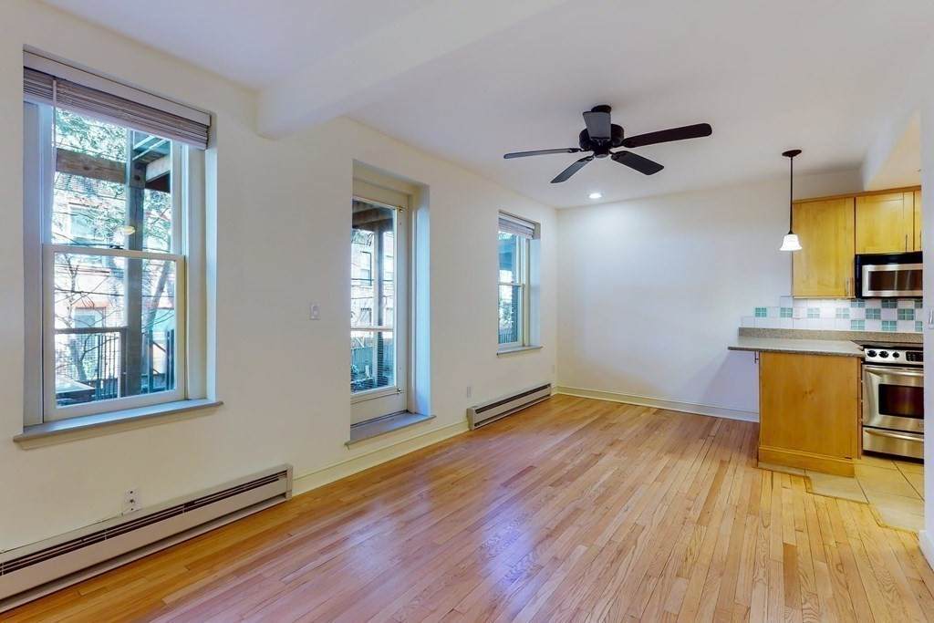 97 Waltham St - Photo 1