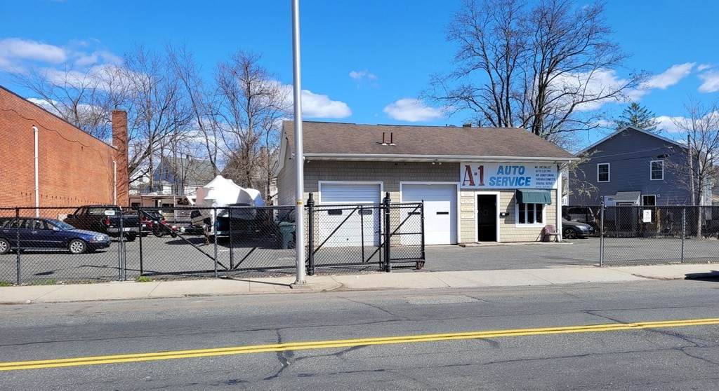 731 Liberty St - Photo 1