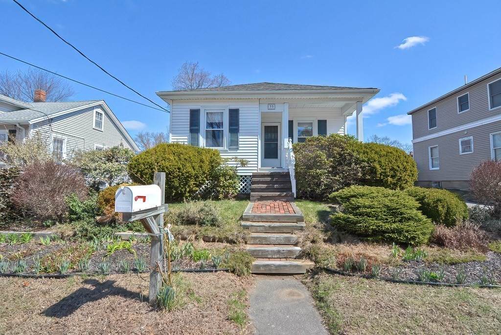 33 Edwards Ave - Photo 1