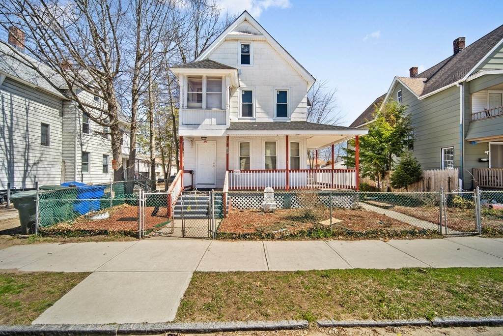 137 Marion St - Photo 1