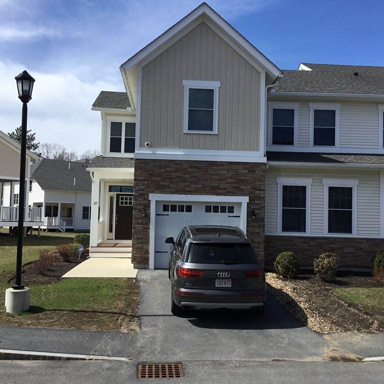 100 Baldwin Avenue - Photo 1