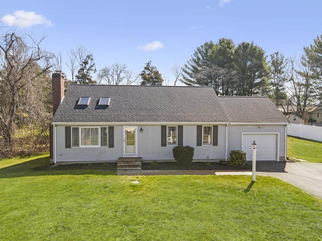 21 REAR Darlene Drive - Photo 1