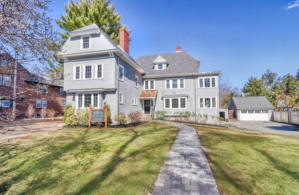 10 Upland Rd - Photo 1