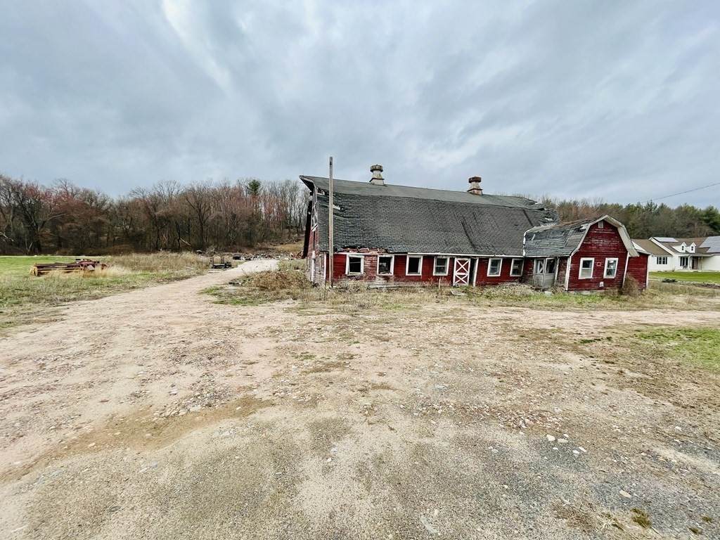 85 College Hwy - Photo 1