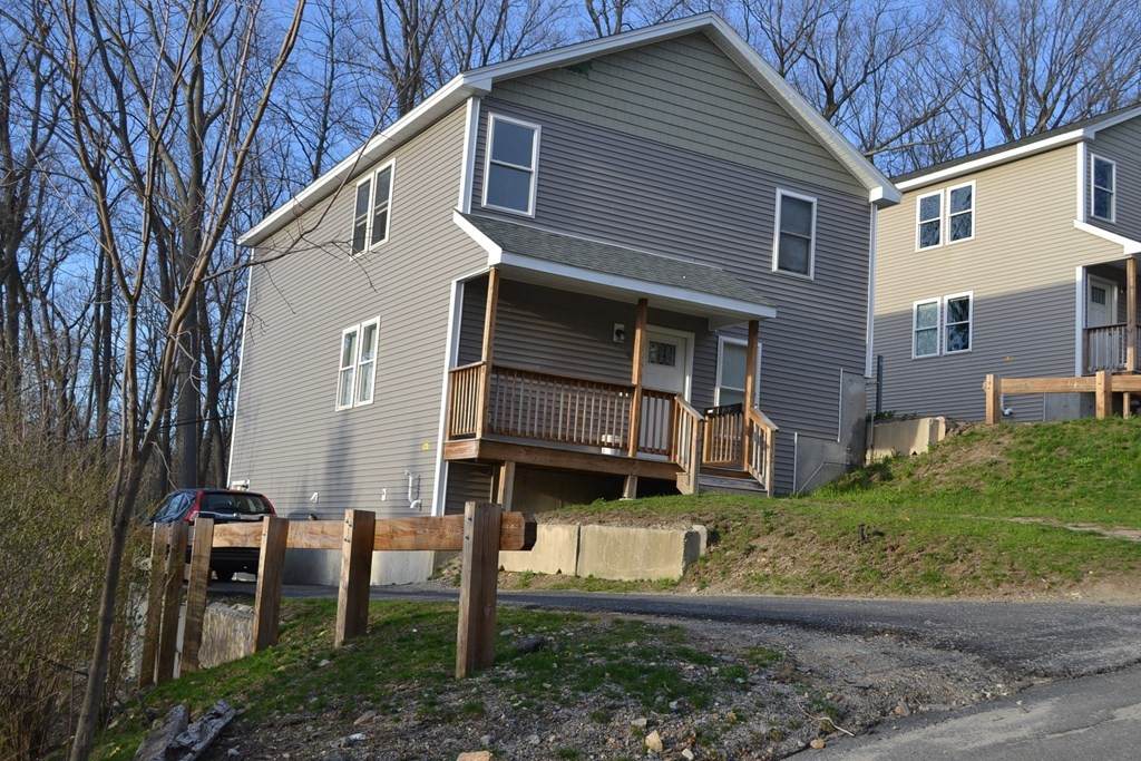 9 Breck St - Photo 1