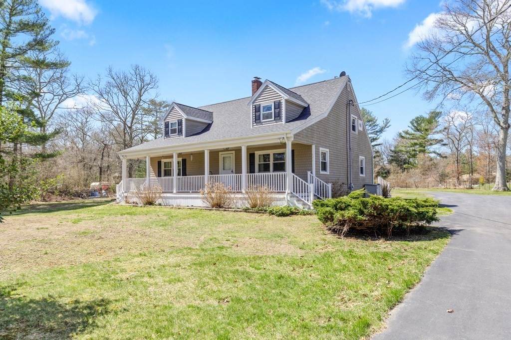 302 Mill Rd - Photo 1