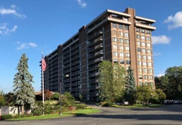 1408 Ferncroft Tower - Photo 1