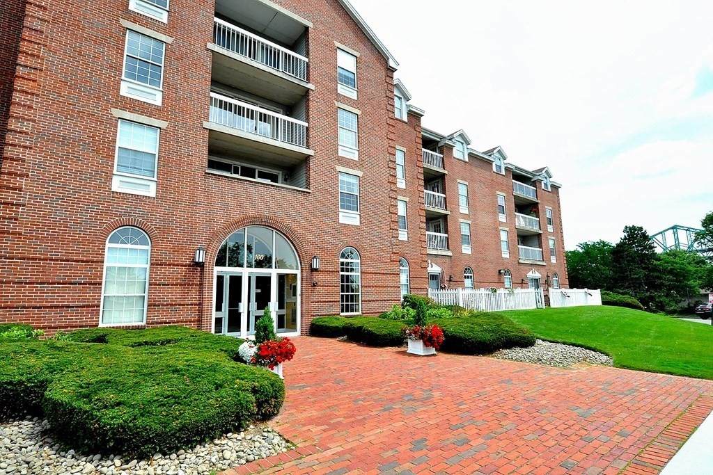 160 Commandants Way - Photo 1