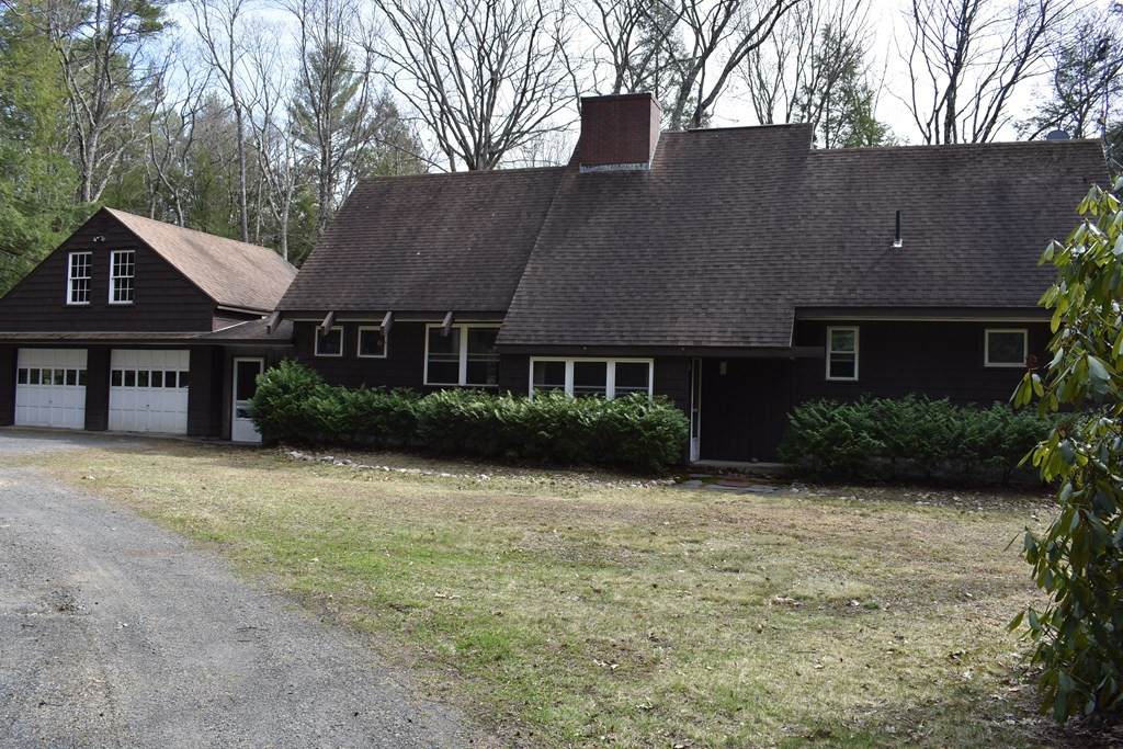 338 W Pelham Rd - Photo 1