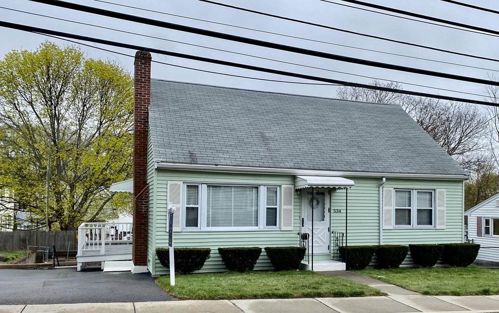 534 Beech St - Photo 1