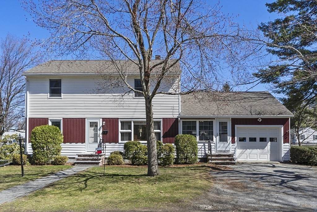 214 Theresa St - Photo 1
