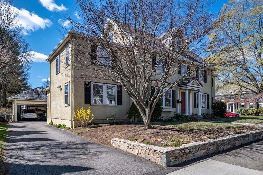 25 Ballard St - Photo 1