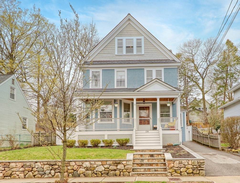 138 Perham St - Photo 1