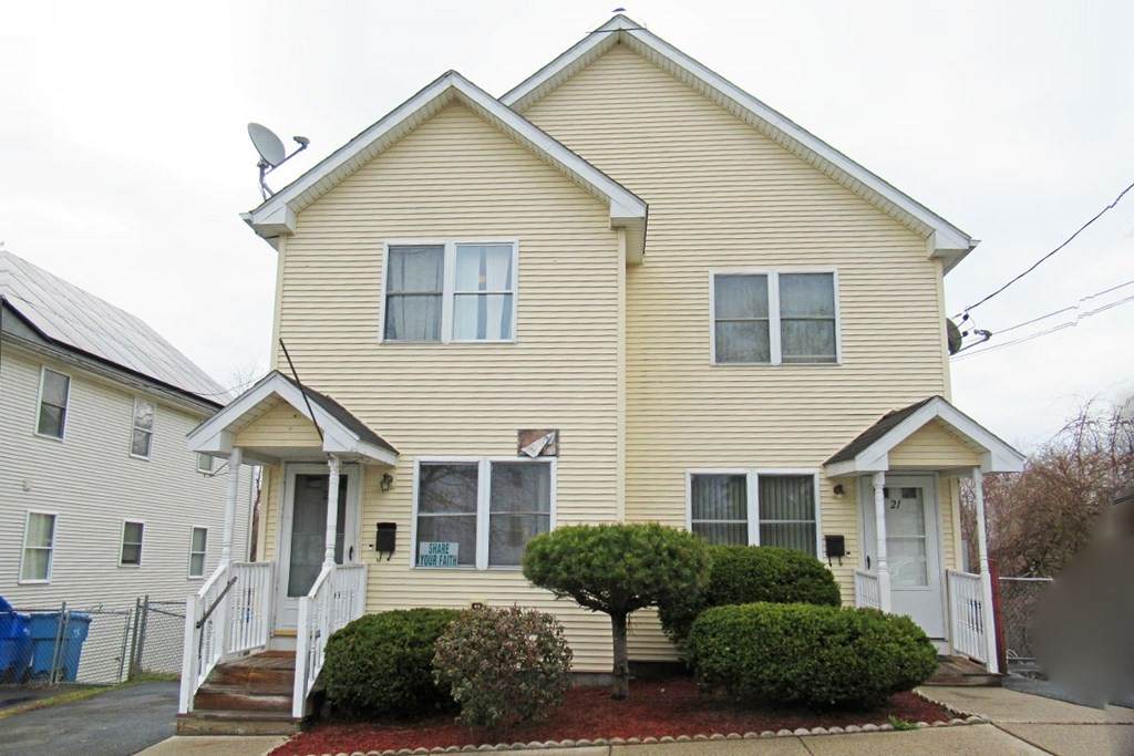 21-23 Indian Leap Street - Photo 1