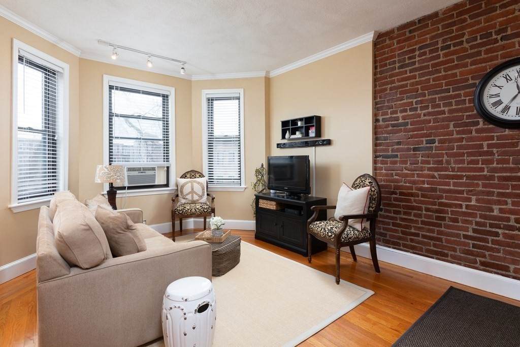 111 Jersey Street - Photo 1