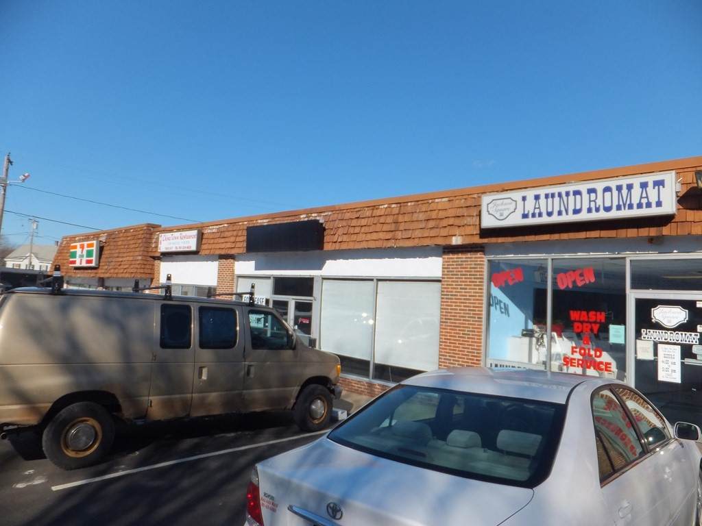 1455 Commercial St - Photo 1