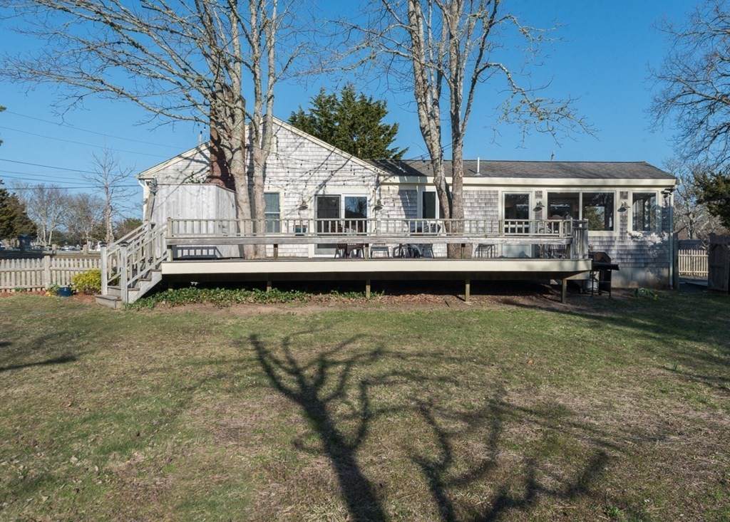 55 Fisk St - Photo 1
