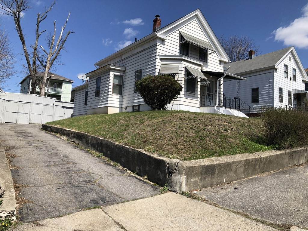 133 Endicott St - Photo 1
