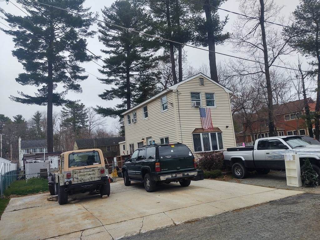 9 Allston Ave - Photo 1