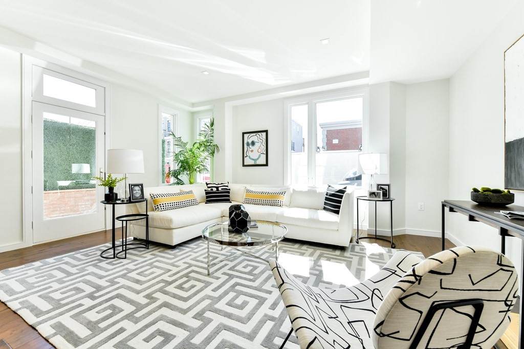 815 E 5th Street - Photo 1