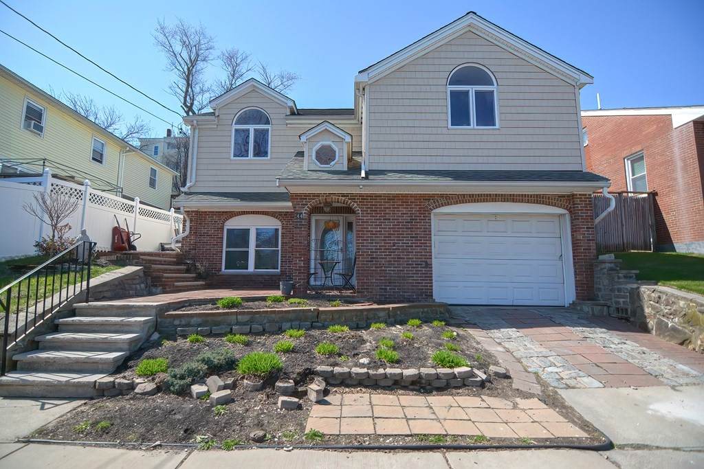 44 Waldemar Ave - Photo 1