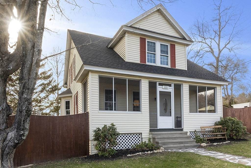 111 Chapel St - Photo 1