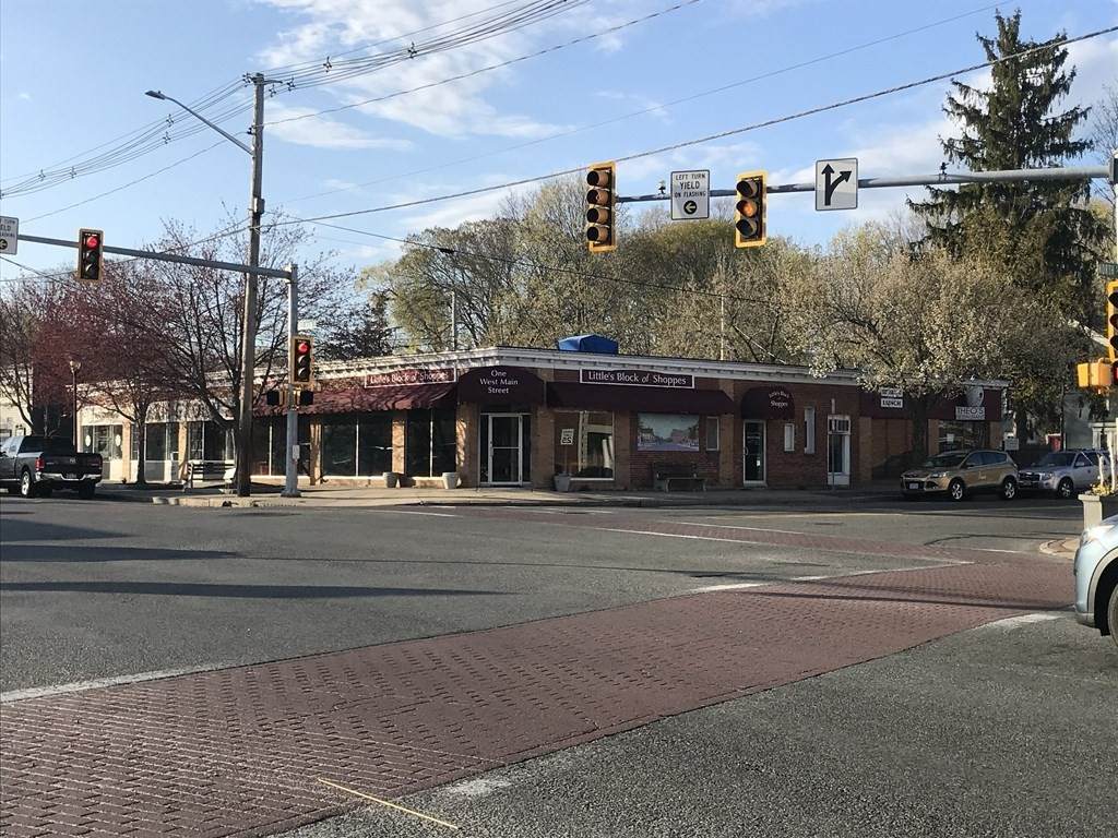 1 W Main St - Photo 1