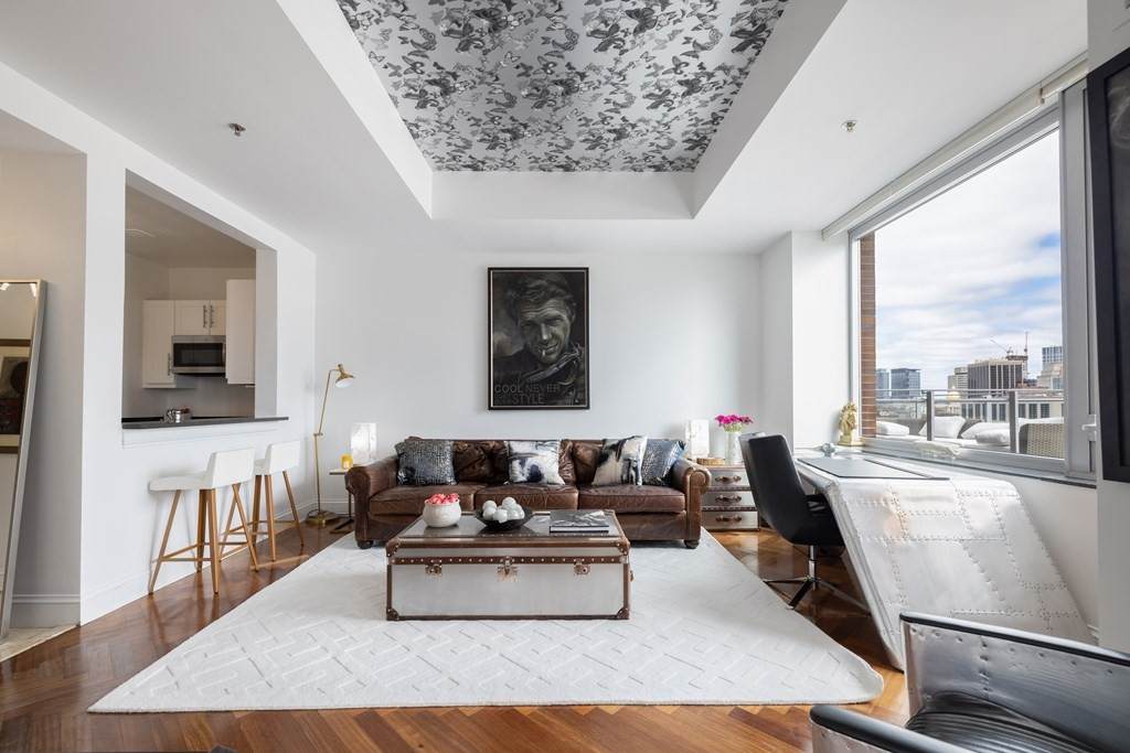 1 Charles St S - Photo 1