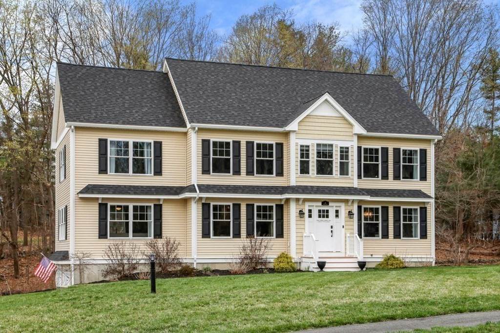 2 Palmer Ln - Photo 1