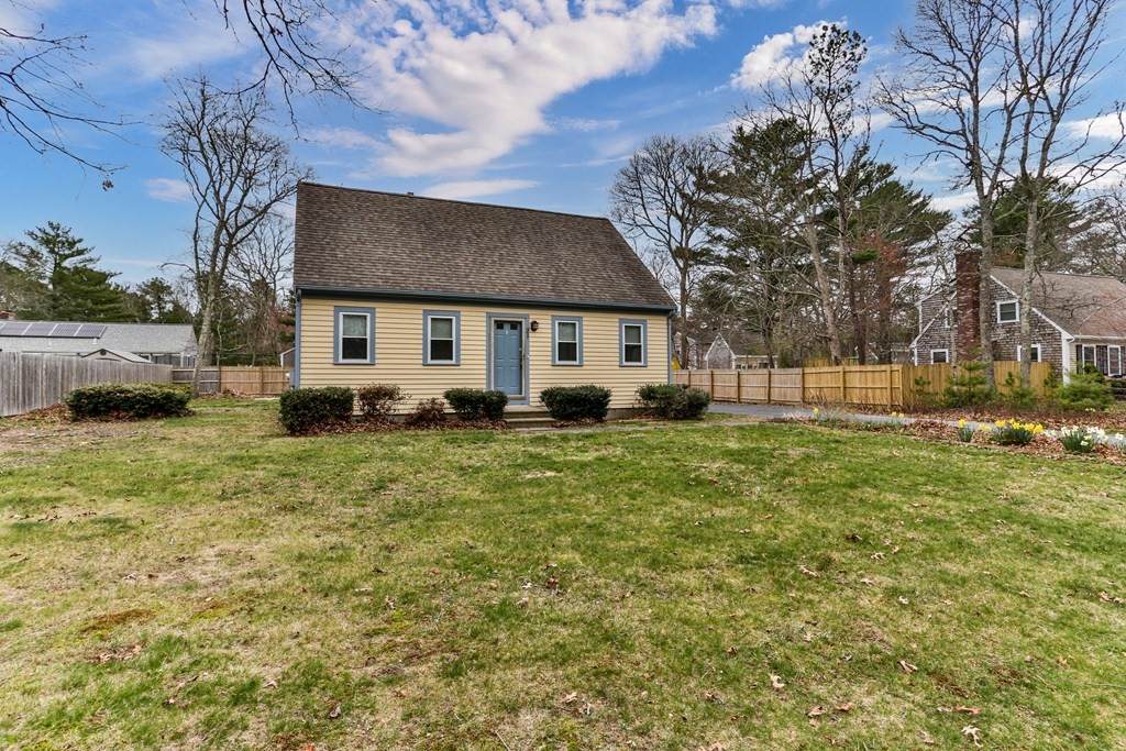 21 Chatham Lane - Photo 1