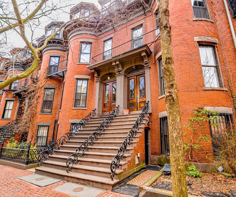 182 West Brookline St - Photo 1