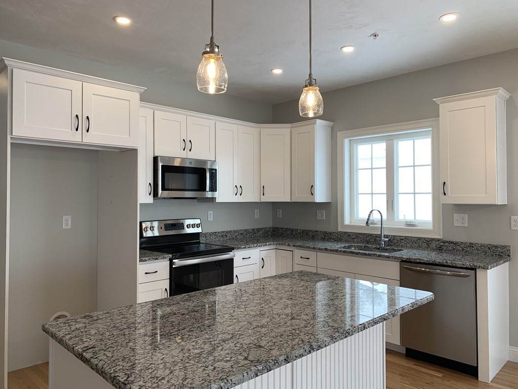 303 Sprucewood Lane - Photo 1
