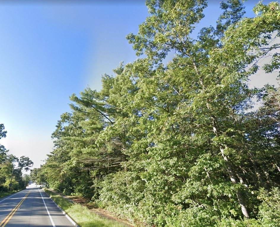2347 Main St - Photo 1