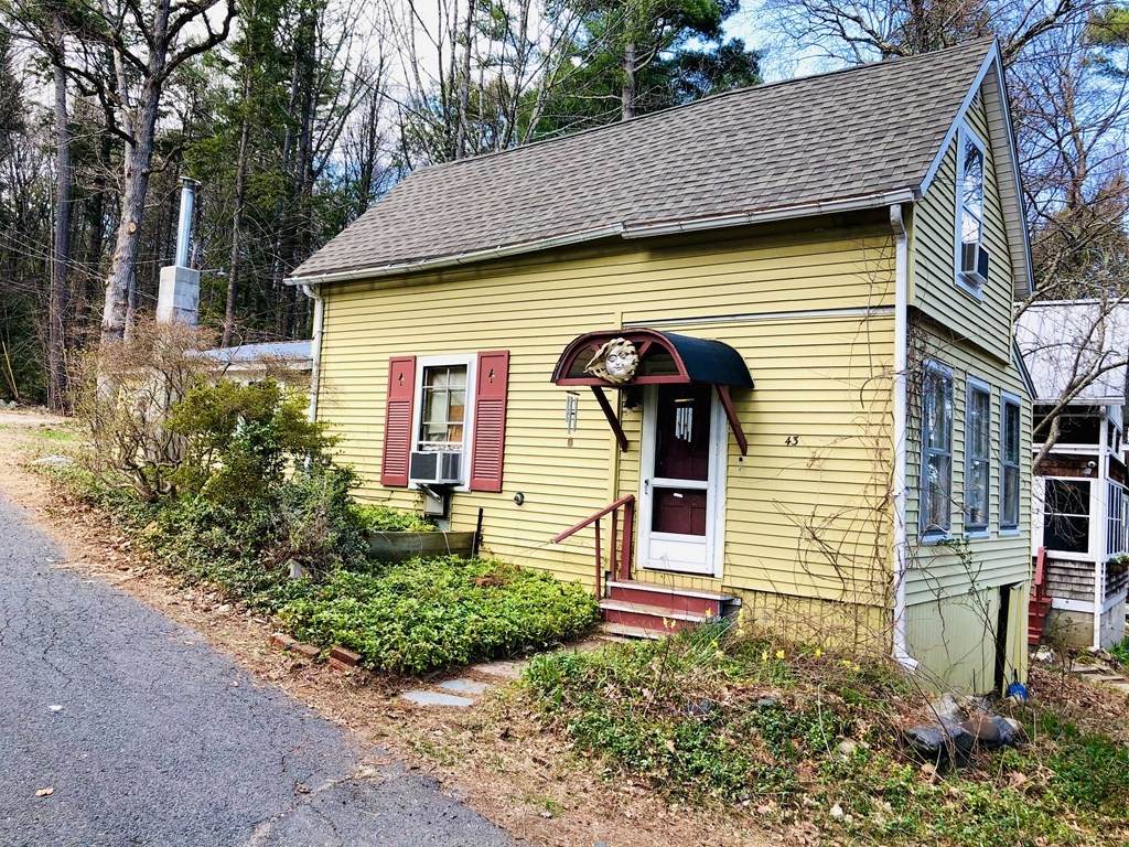 43 Laurel Park - Photo 1