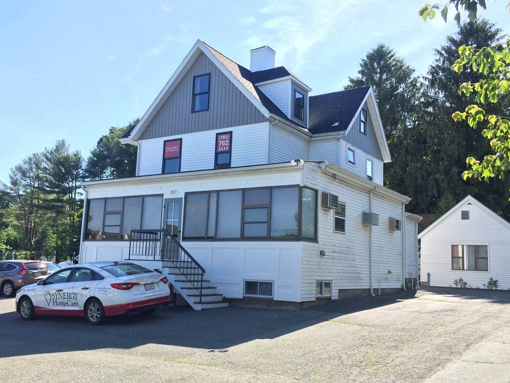 257 Washington St - Photo 1