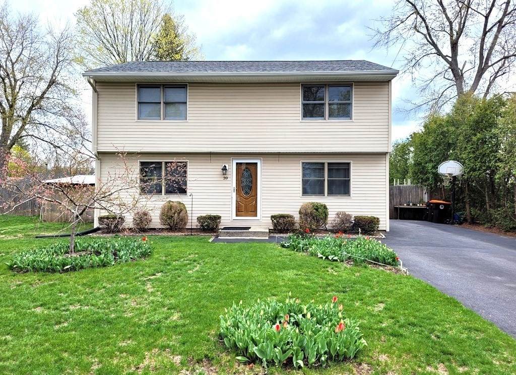 39 Highland St - Photo 1